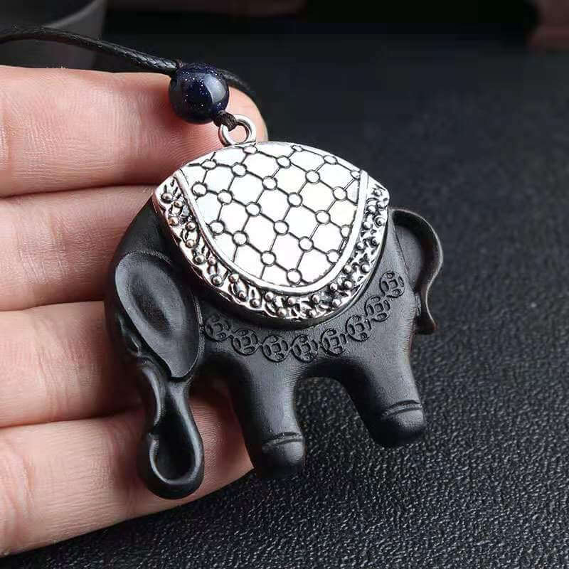 Ebony Elephant With Alloy Pendant Necklace-Taikongsky