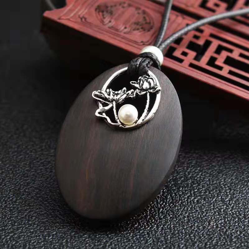 Pearl Lotus Ebony With Alloy Pendant Necklace -Taikongsky